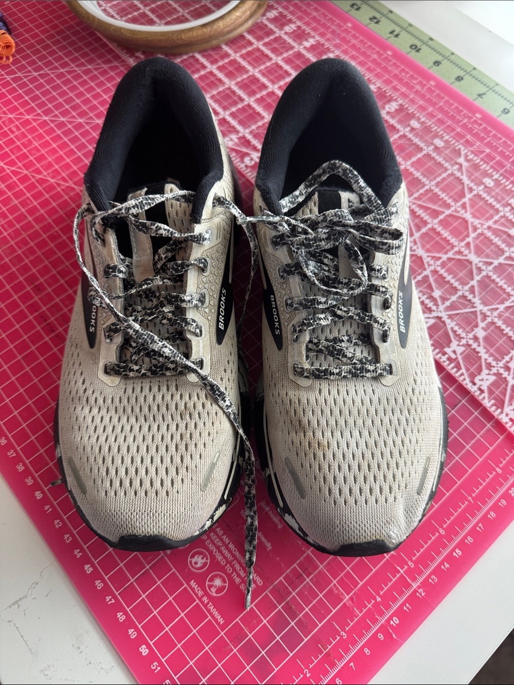 Brooks Women's Running Shoes - Beige and Black